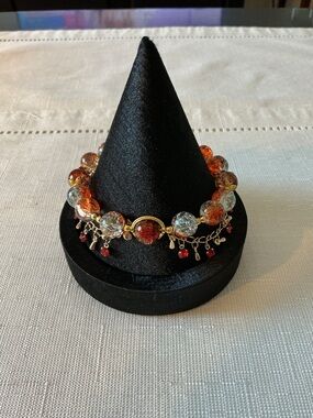 Crackle Bead Gold Tone Bracelet